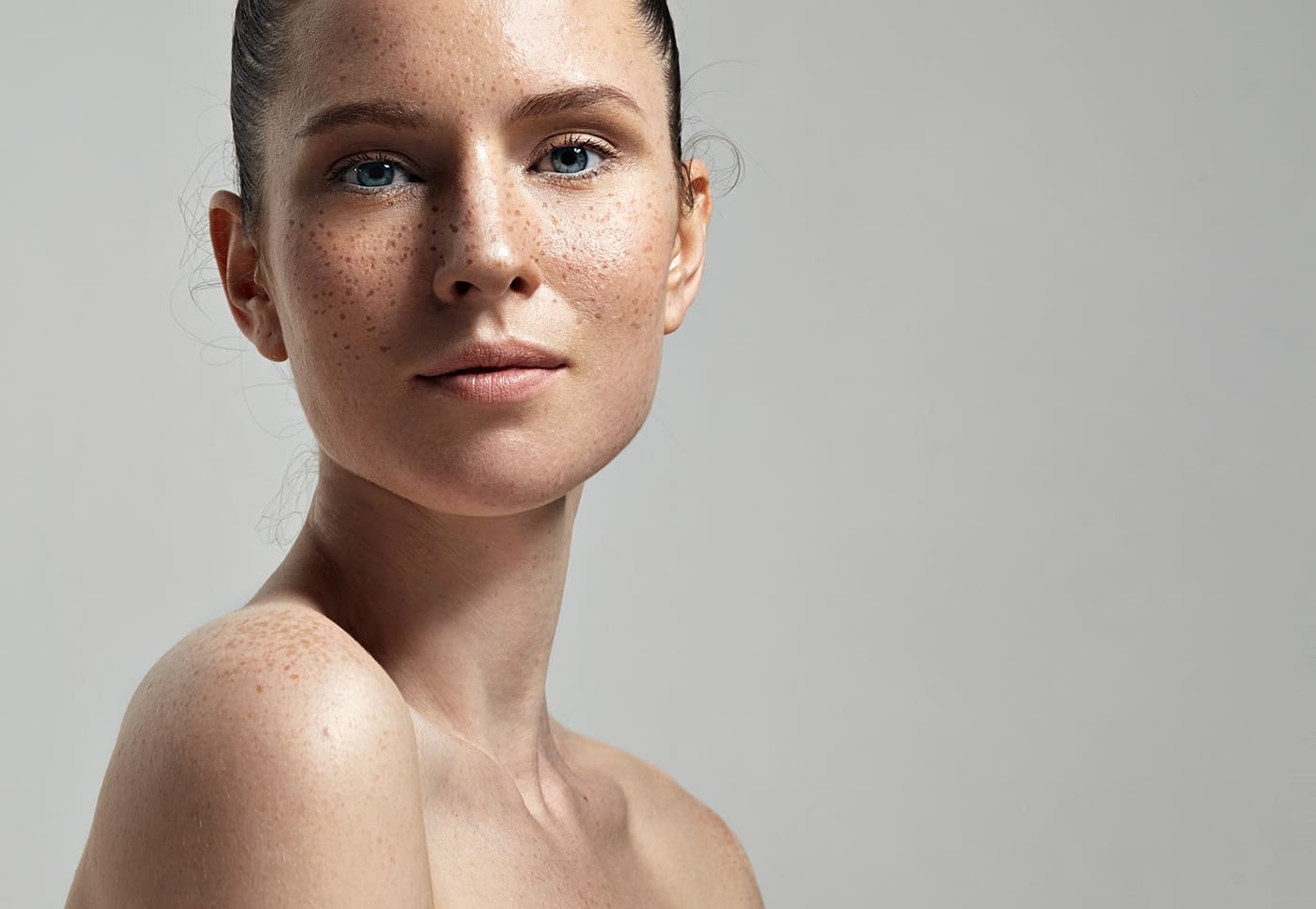 Taches de rousseur semi-permanentes : Succombez au look solaire 4 Taches de rousseur résultats