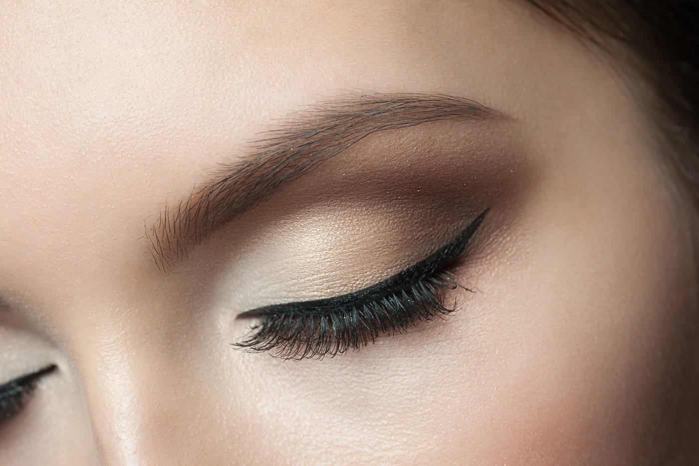 Eyeliner, ras de cils, muqueuse - Embellissez votre ligne de cils grâce au maquillage semi-permanent 4 Eyeliner